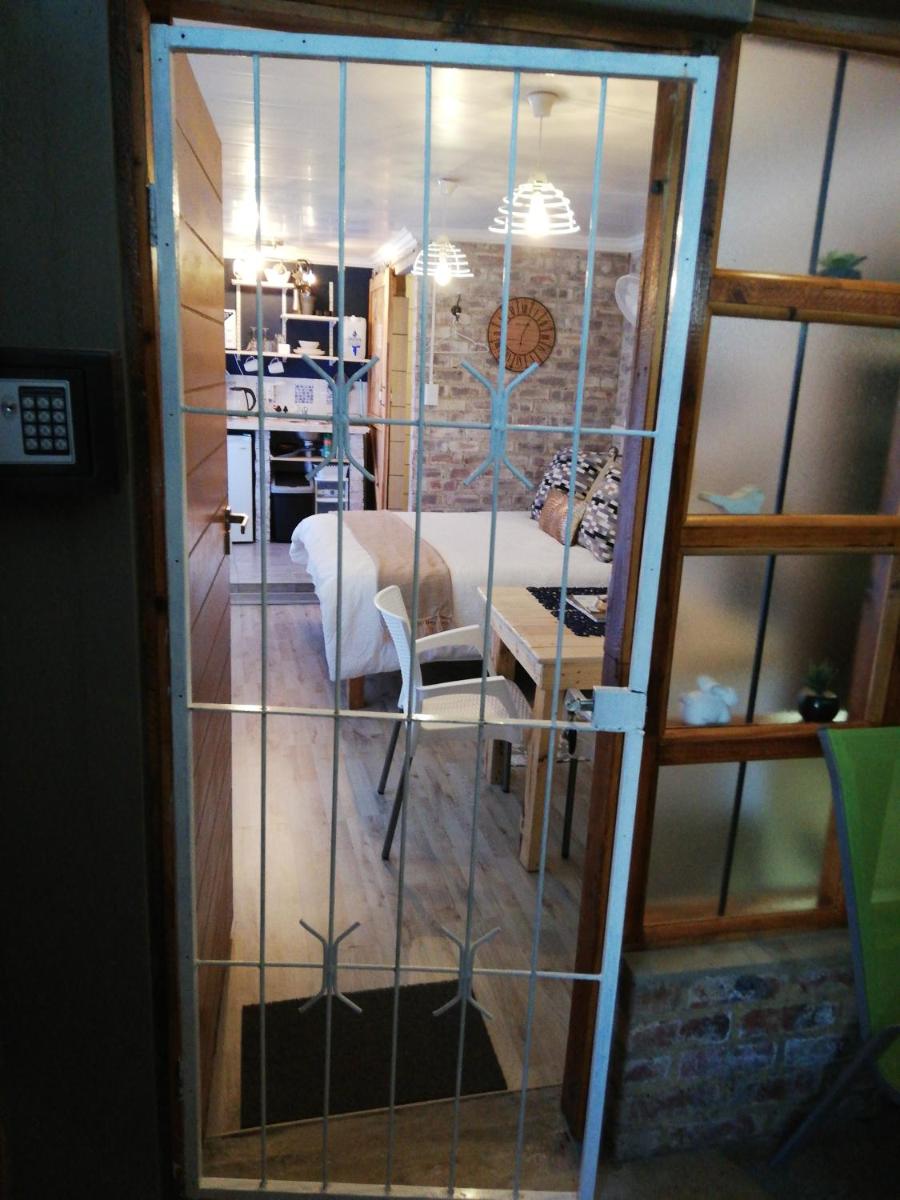 Pillow Place Parys - Housity