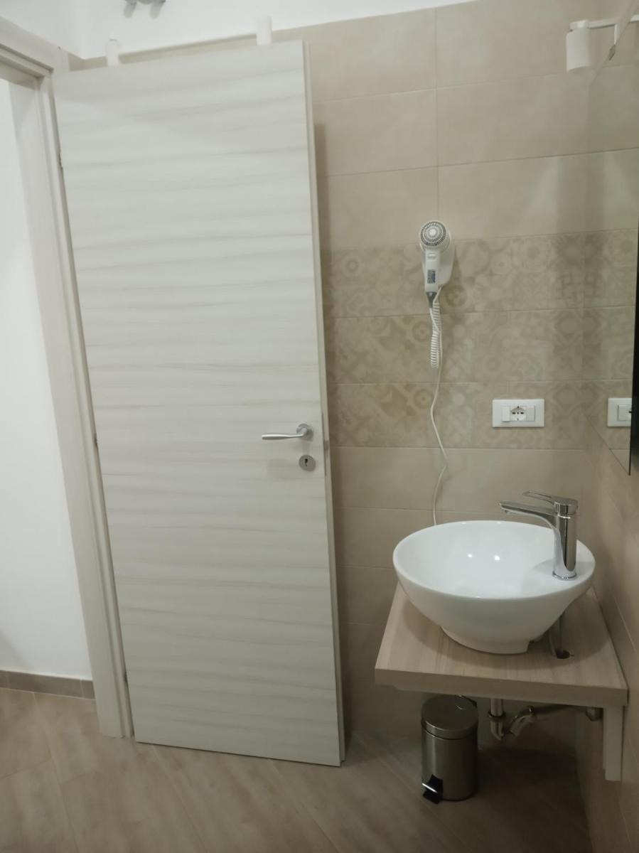 Mediterranea Guest House - Housity