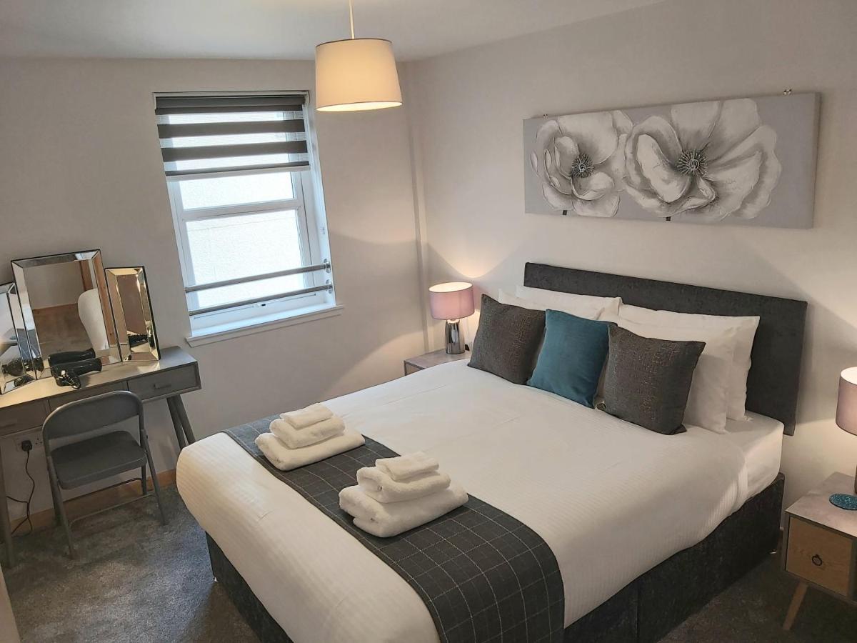 Inverness City Centre Apartment with Elevator and Google Chromecast - Housity