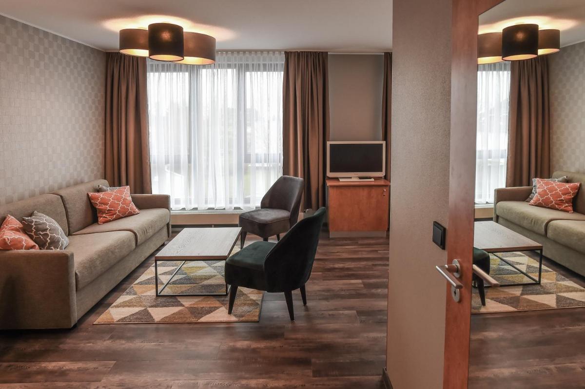 Eurostar Hotel - Housity