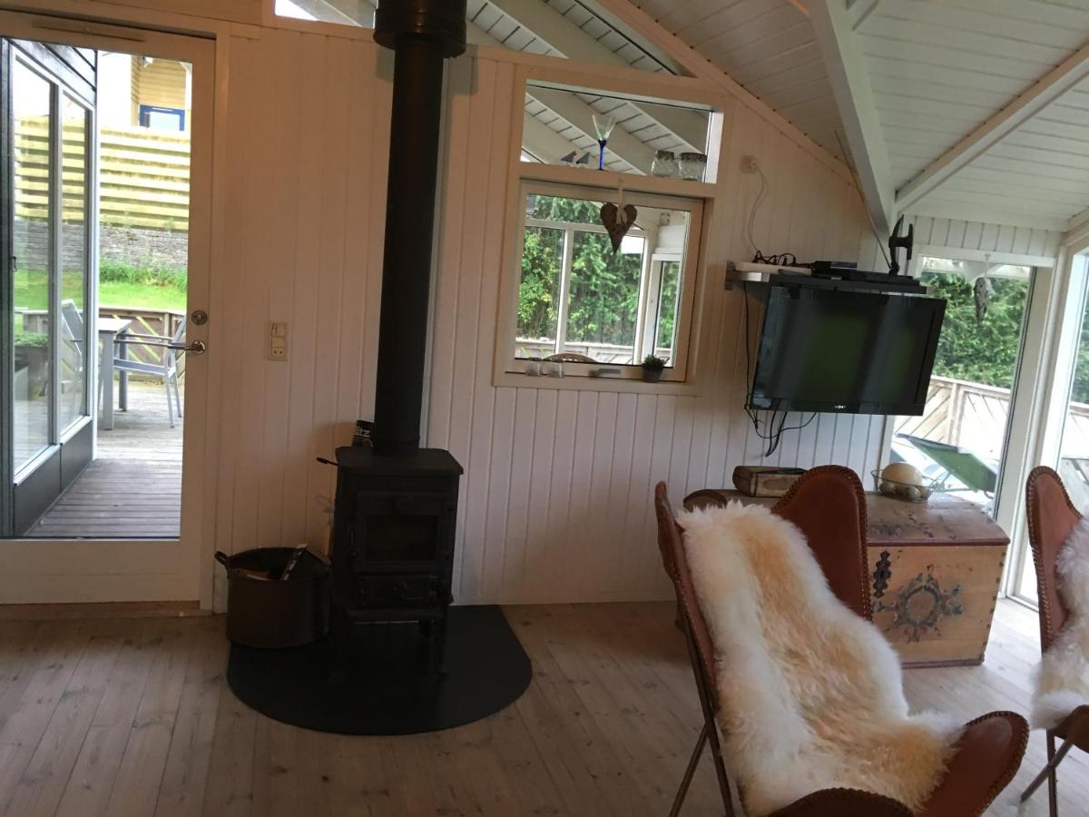 Two-Bedroom Holiday Home for 6 in Vemmingbund - Housity