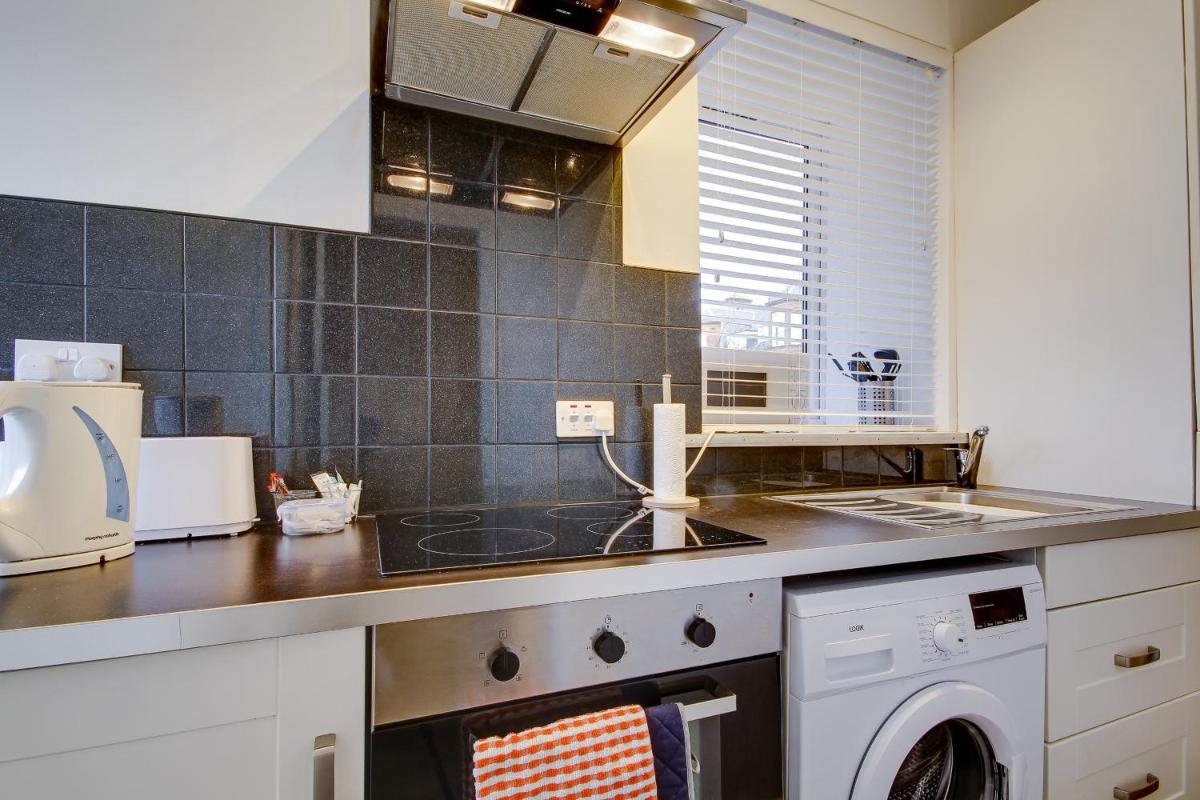 Apartment Caerlaverock Road - Housity