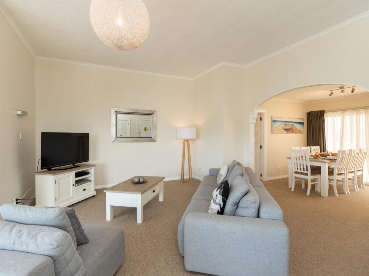 Suitetrails - Kororareka Villa - Russell Holiday Home