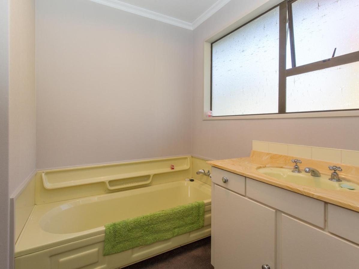 Suitetrails - Kowhai Cottage - Wanaka Holiday Home