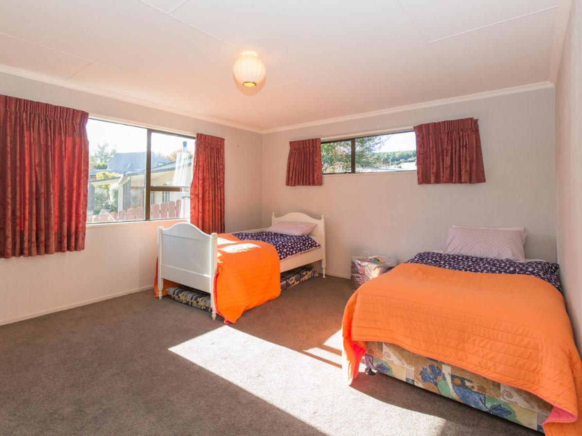 Suitetrails - Kowhai Cottage - Wanaka Holiday Home