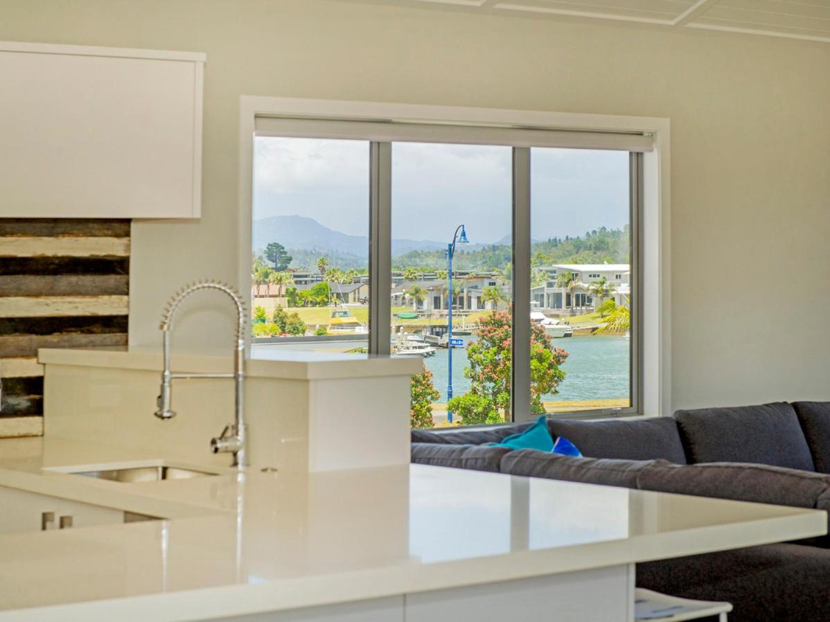 Tattletails Rest - Whitianga Holiday House - Housity