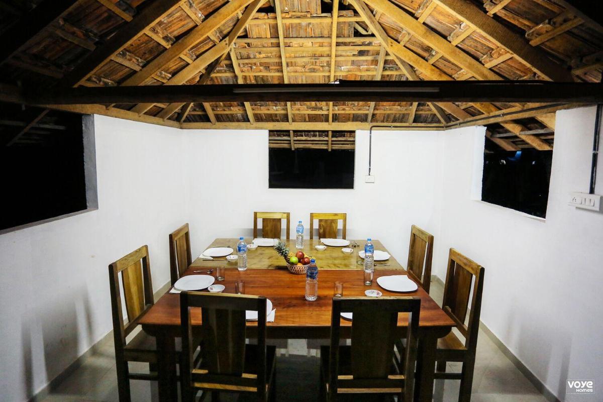Mundro Green Land Heritage Villa by VOYE HOMES - Housity