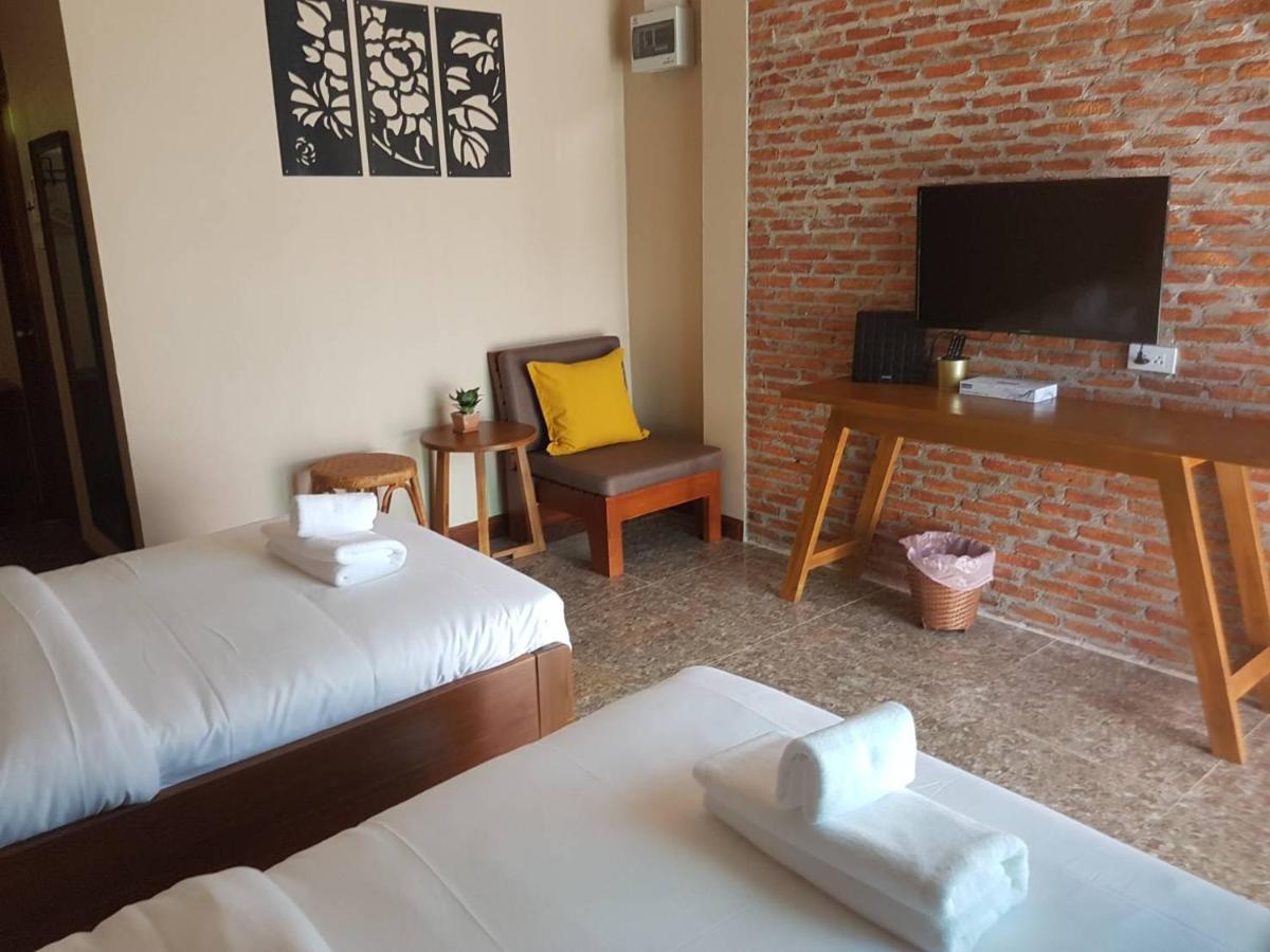 Mon-Dee minihotel - Housity