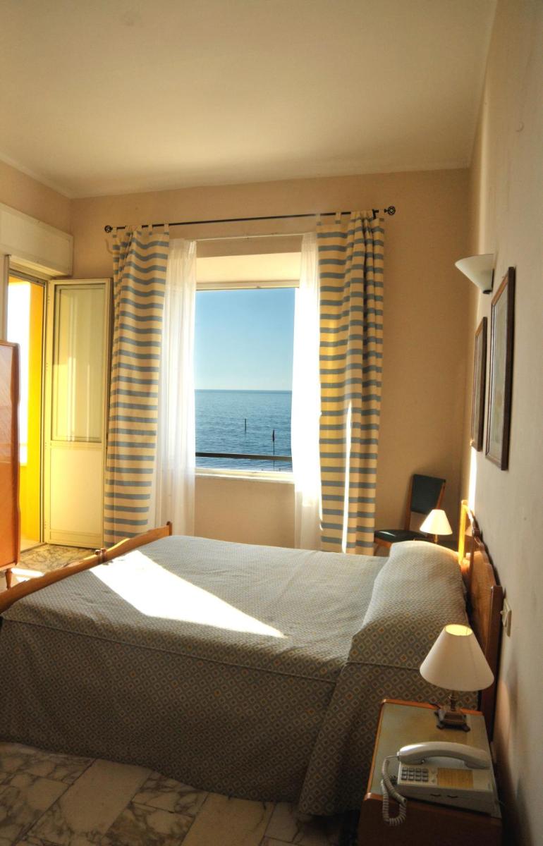Hotel Le Najadi - Housity
