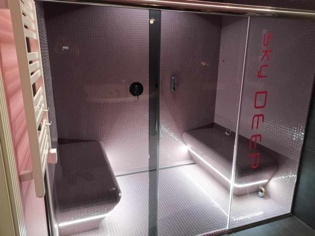 sky DEEP jacuzzi 30 FLOOR - Housity