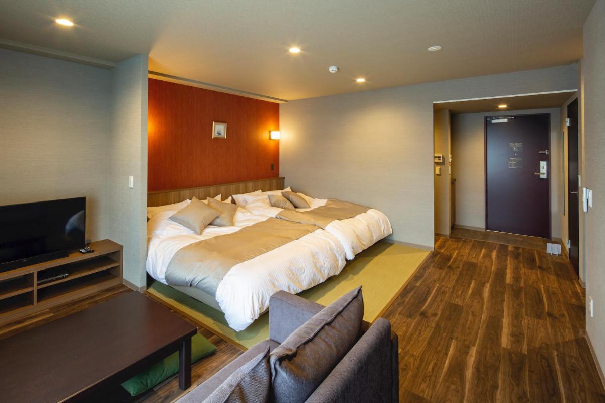 Hotel Imari Aioibashi Bettei - Housity