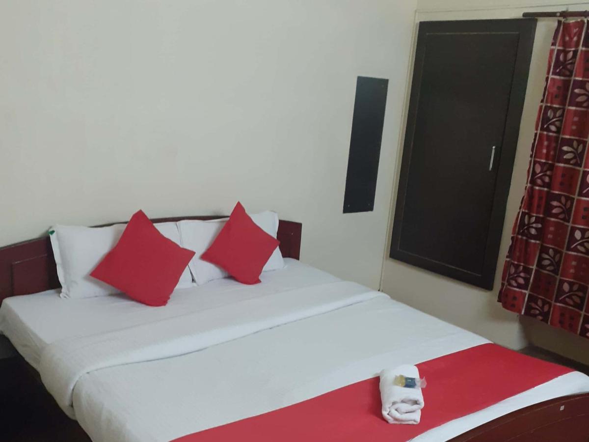 Lake Town Guest House - Housity