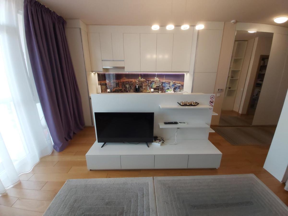Top Level Residence - Housity