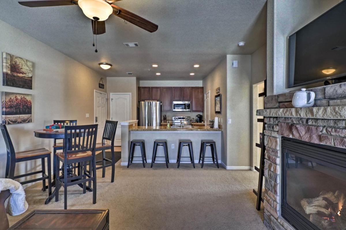 Granby Getaway Cozy Condo Only 2 Mi to Ski Slopes - Housity
