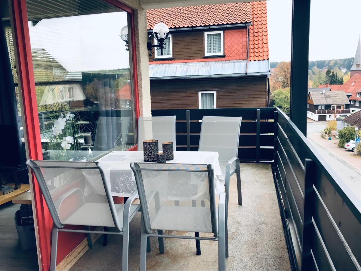 Wohnung an der Skiwiese - Boxspring - Balkon - 2 Smart TV - Carport - Housity
