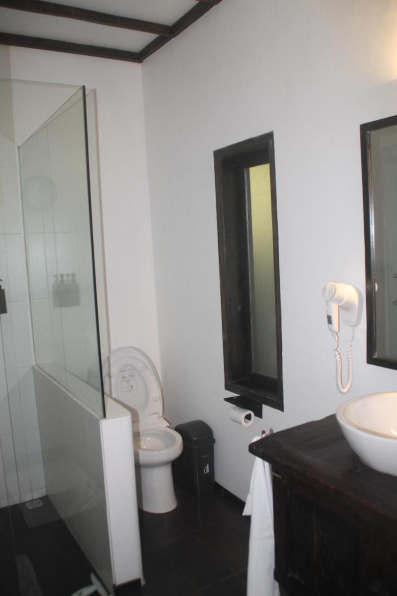 Cabin 2 - Housity