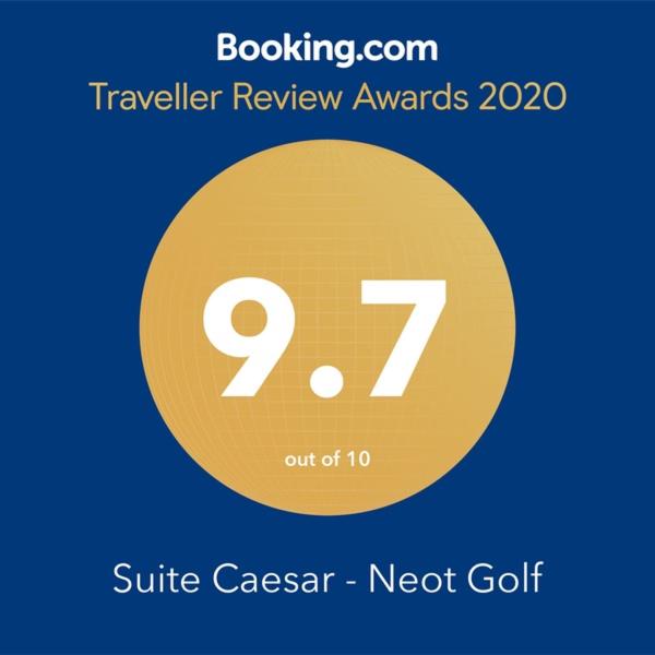 Suite Caesar - Neot Golf - Housity