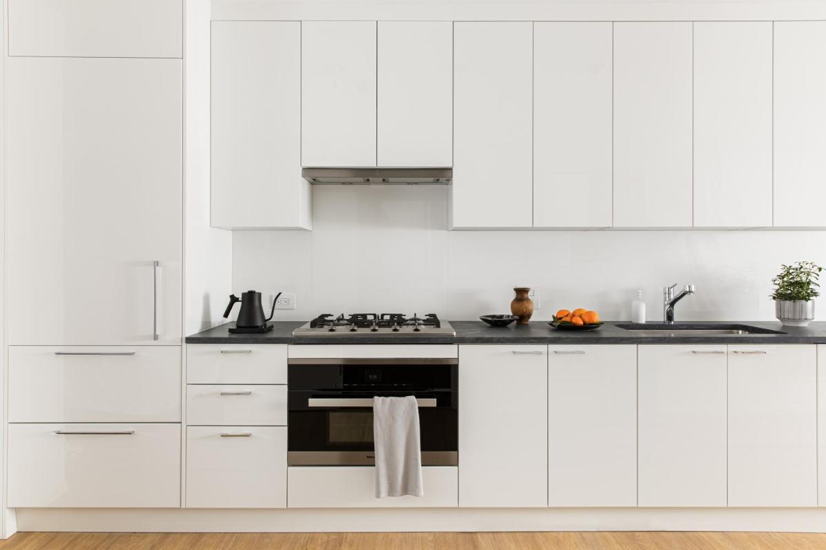Liz by Black Swan - DC Executive Flat - Housity