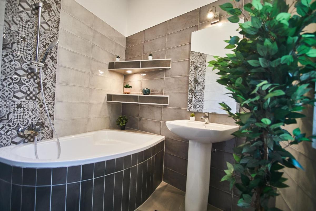 F4 Design Apartment- Budapest - Housity