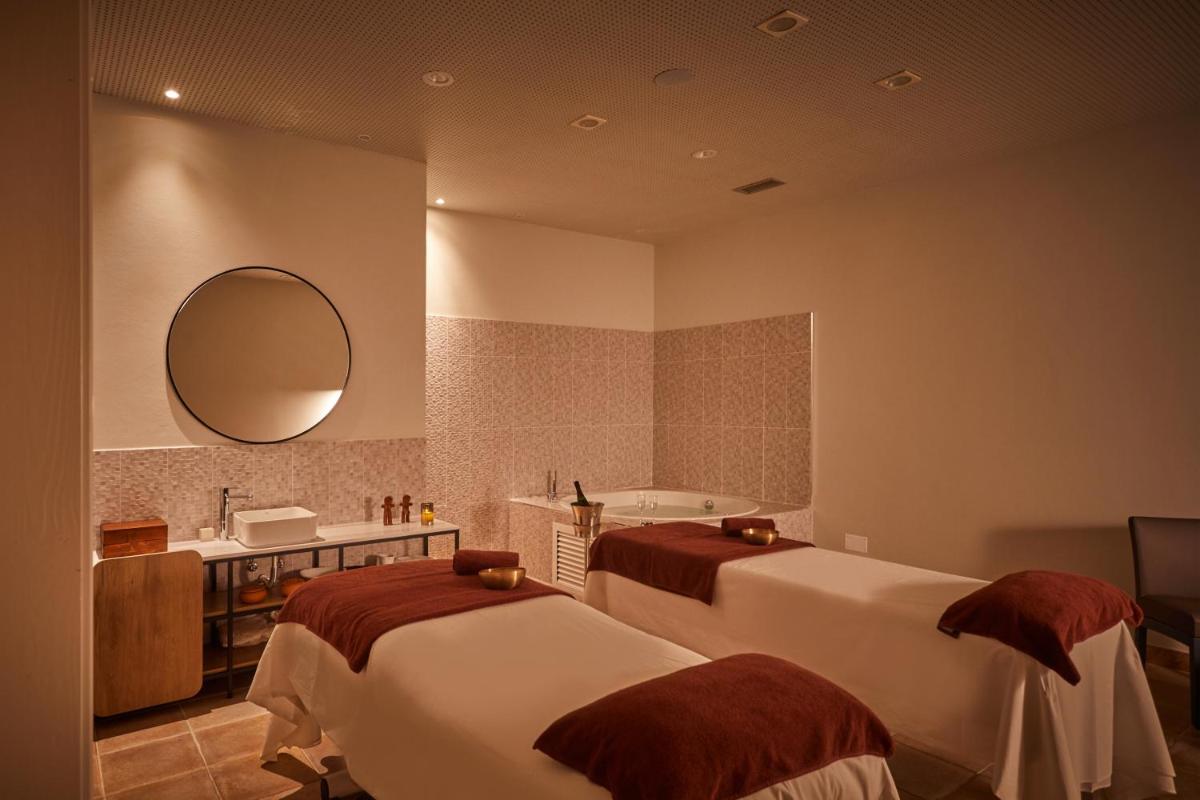 Cama o camas de una habitación en Secrets Lanzarote Resort & Spa - Adults Only (+18)