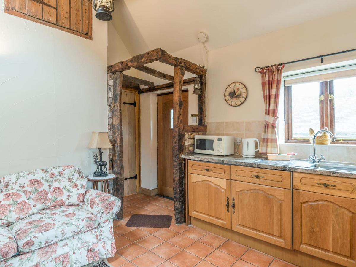 Rickyard Cottage - Housity