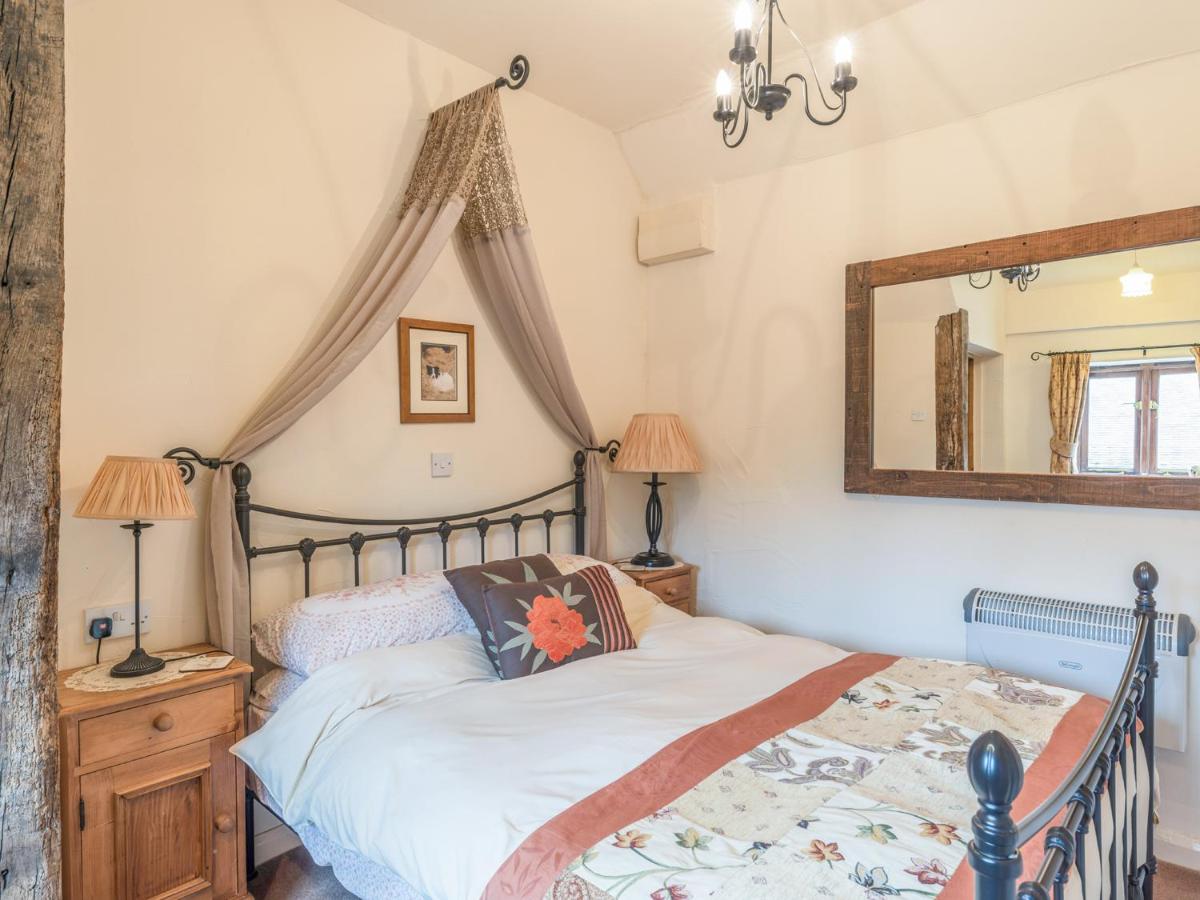 Rickyard Cottage - Housity