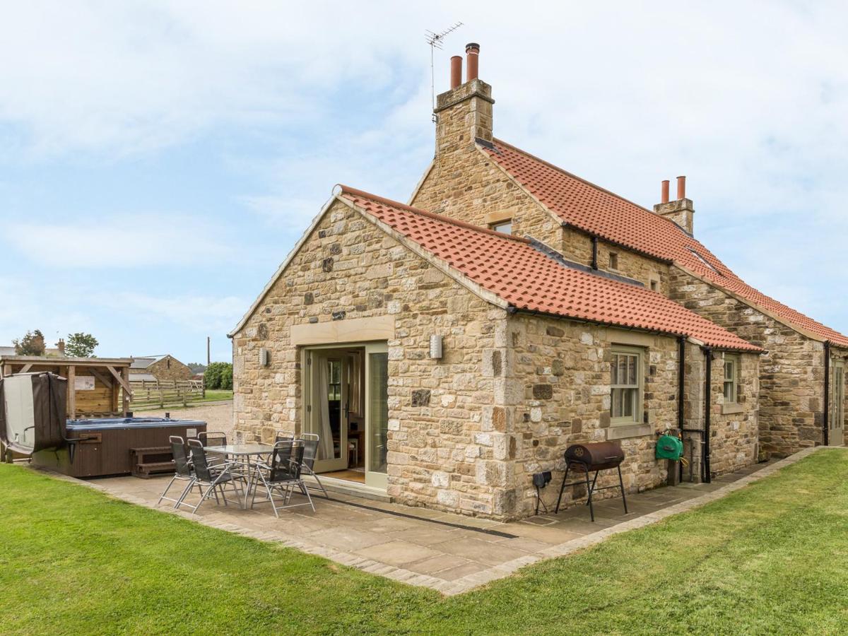 Orchard Cottage - Housity