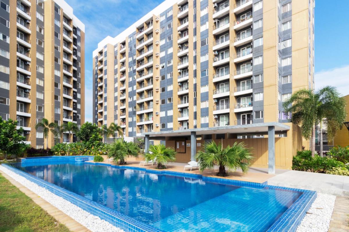 1BR Interiored Condo with WiFi, Netflix, Hot Shower - The Hive Residences - Housity