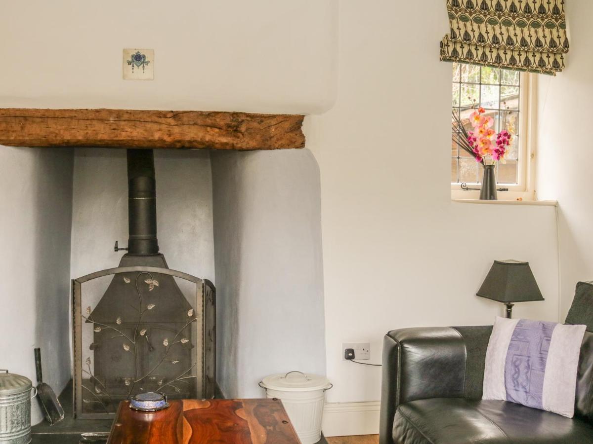 Alice Cottage - Housity