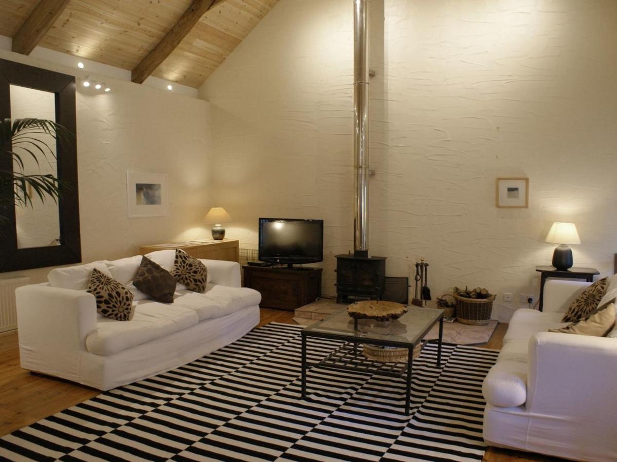 The Barn - Housity