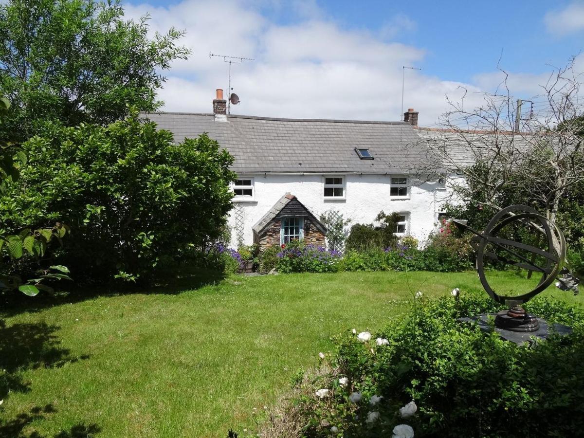 Mays Cottage - Housity