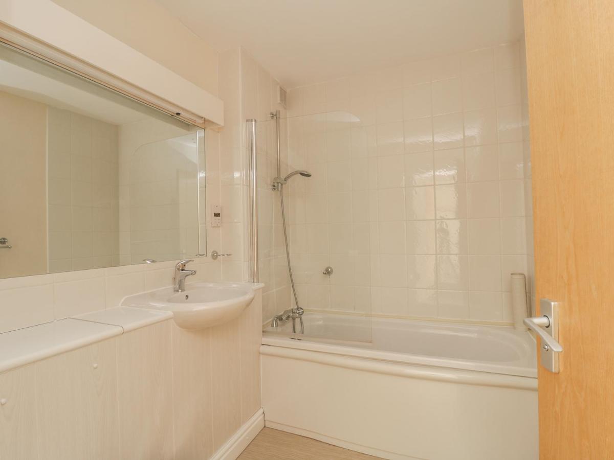 Whitbarrow Holiday Village 24 - Housity