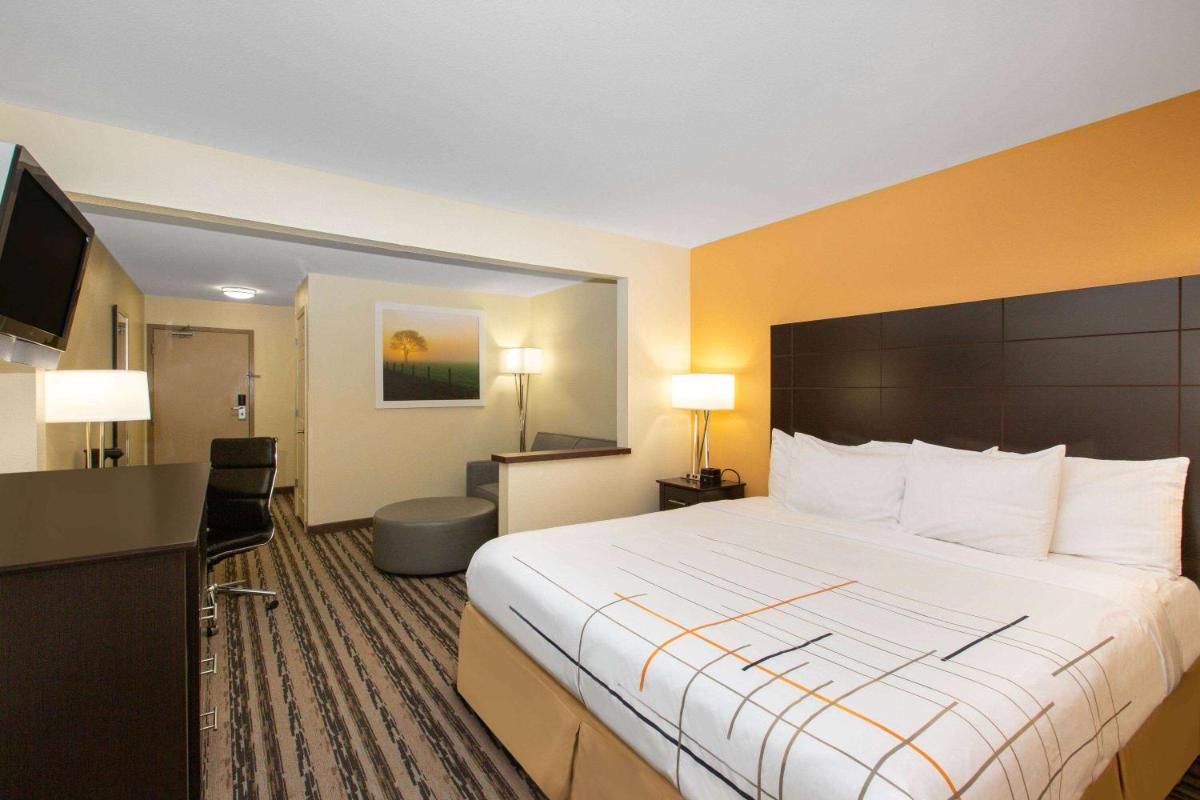 La Quinta Inn by Wyndham Lincoln, Nebraska - Housity