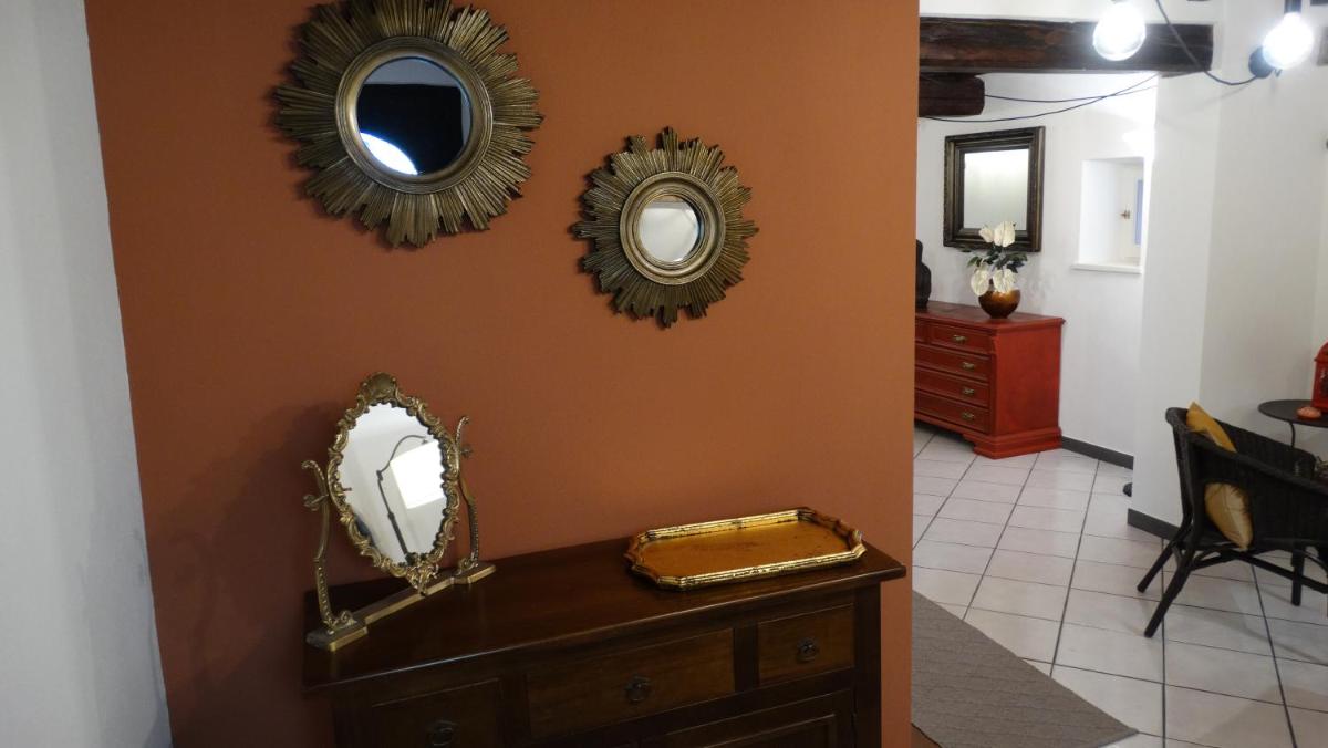 LUCAS LUXURY HOUSE - Housity