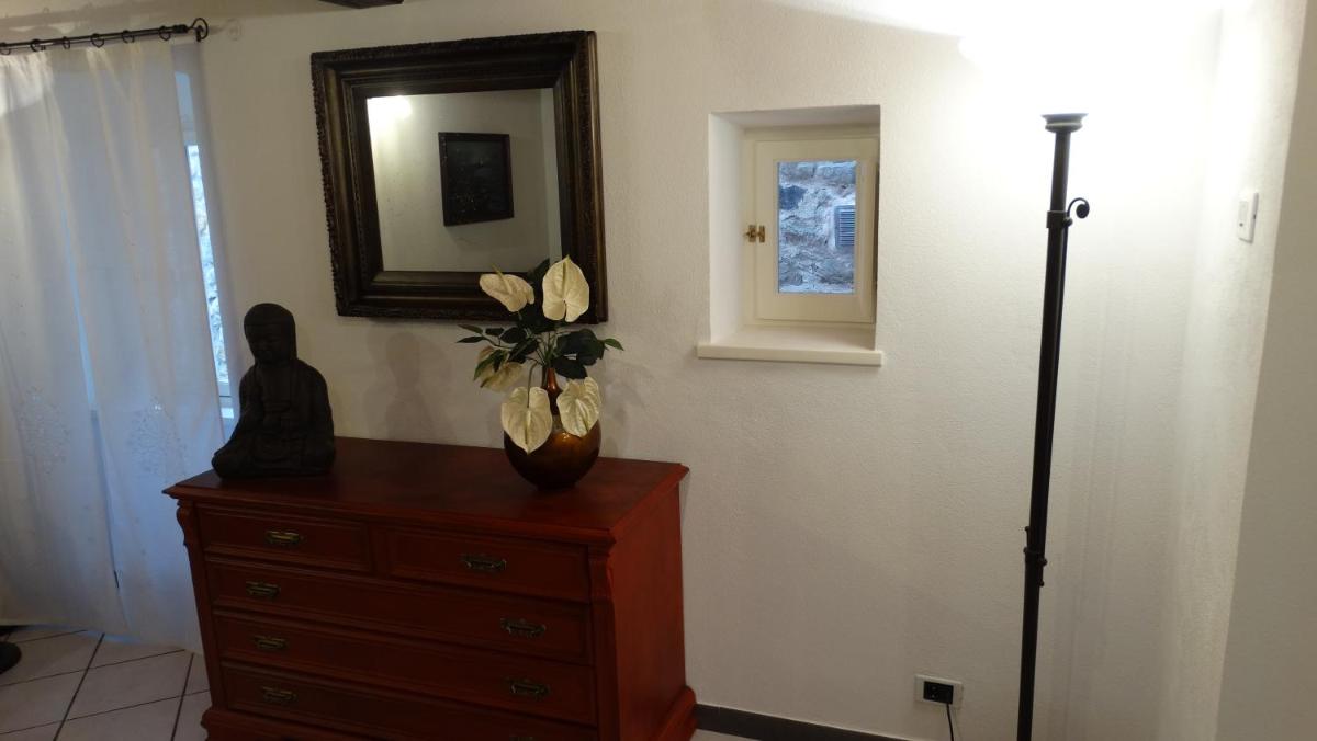 LUCAS LUXURY HOUSE - Housity