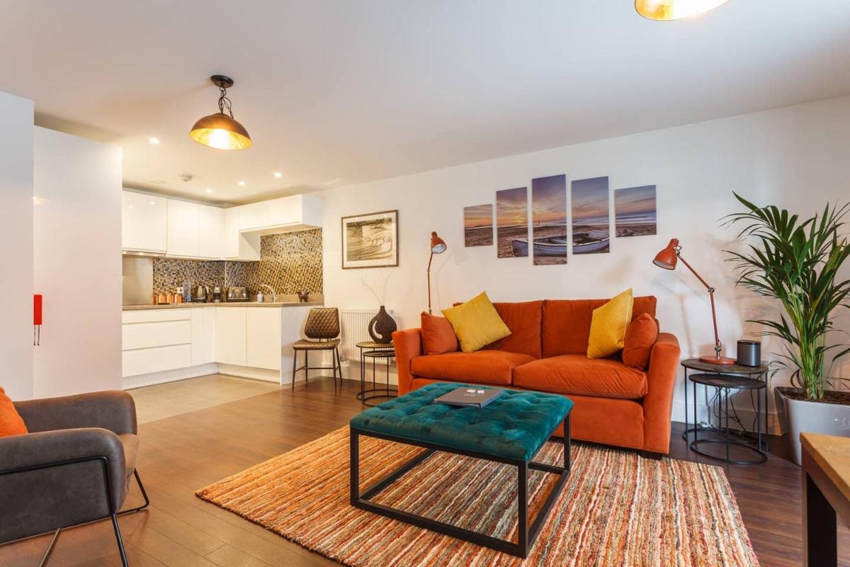 Stay@Coast - Housity