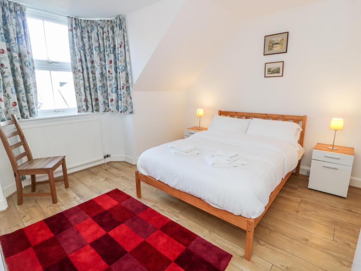1 Alpine Place - Housity