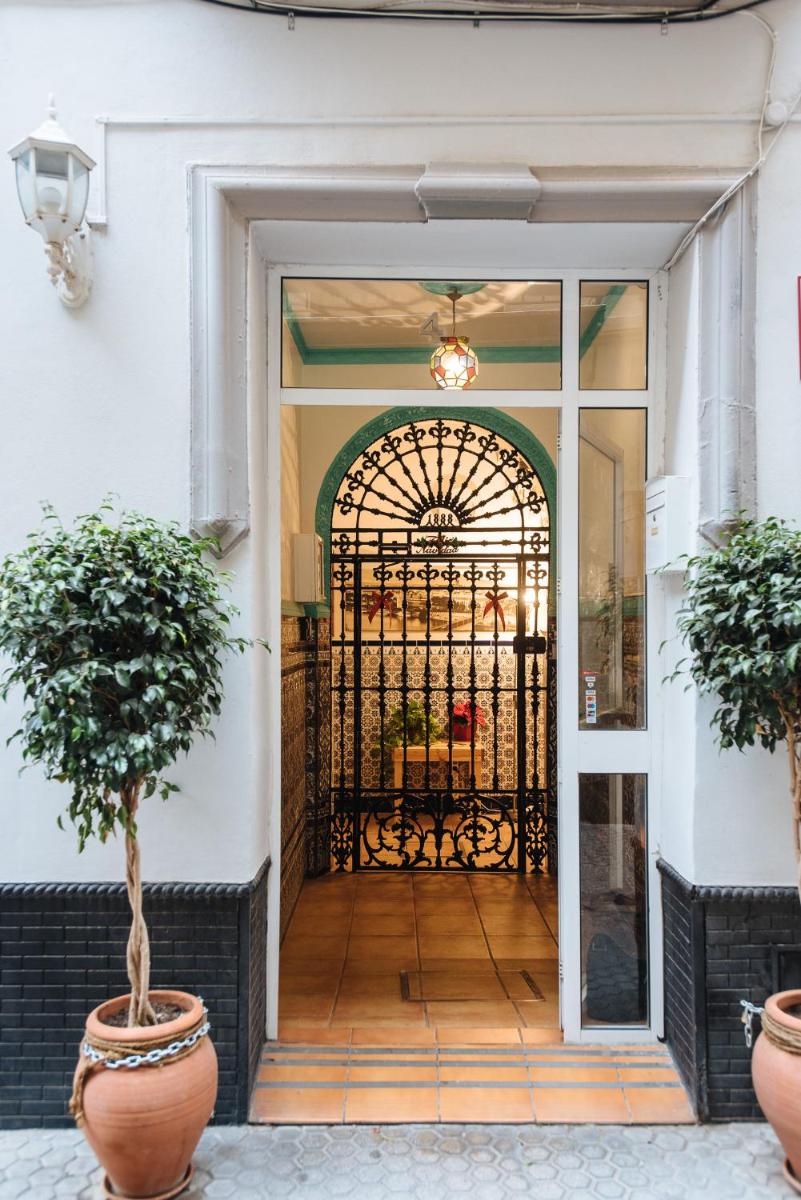 El Viajero en Sevilla - Housity