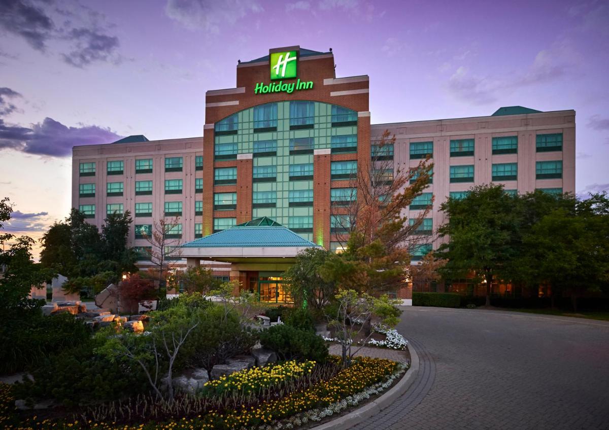Holiday Inn & Suites Oakville at Bronte by IHG - Housity
