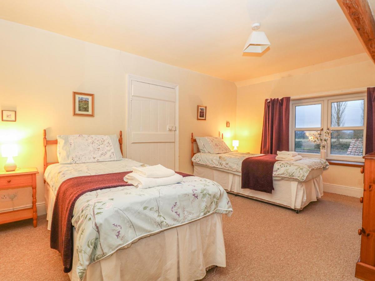 Summerfield Farm Cottage - Housity