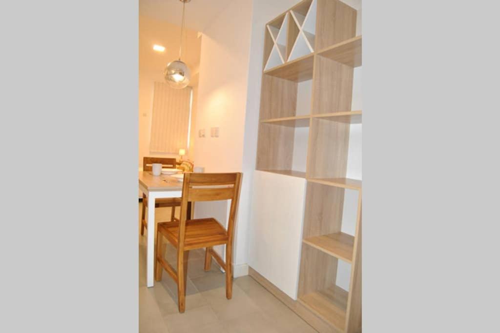 Studio 104 Ebene Square Urban Living Apartments - Housity