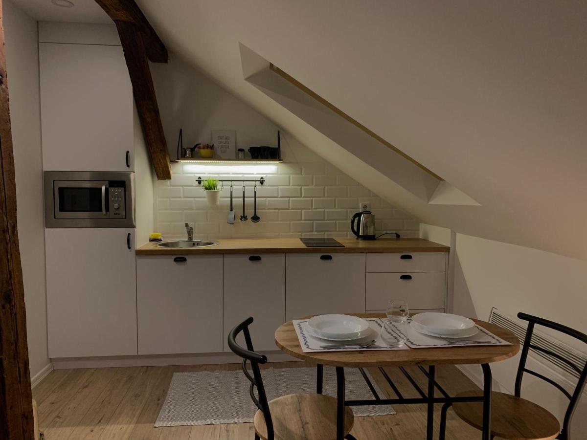 West Studio Apartment Sarajevo - Housity