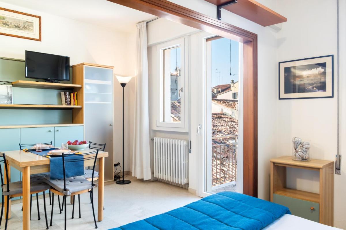 Prato della Valle Red & Blu Studios - Housity