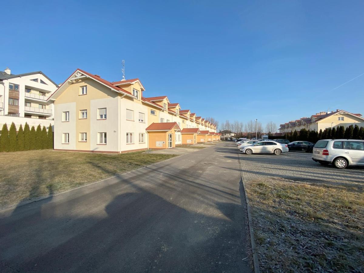 Easy Apartamenty - Housity
