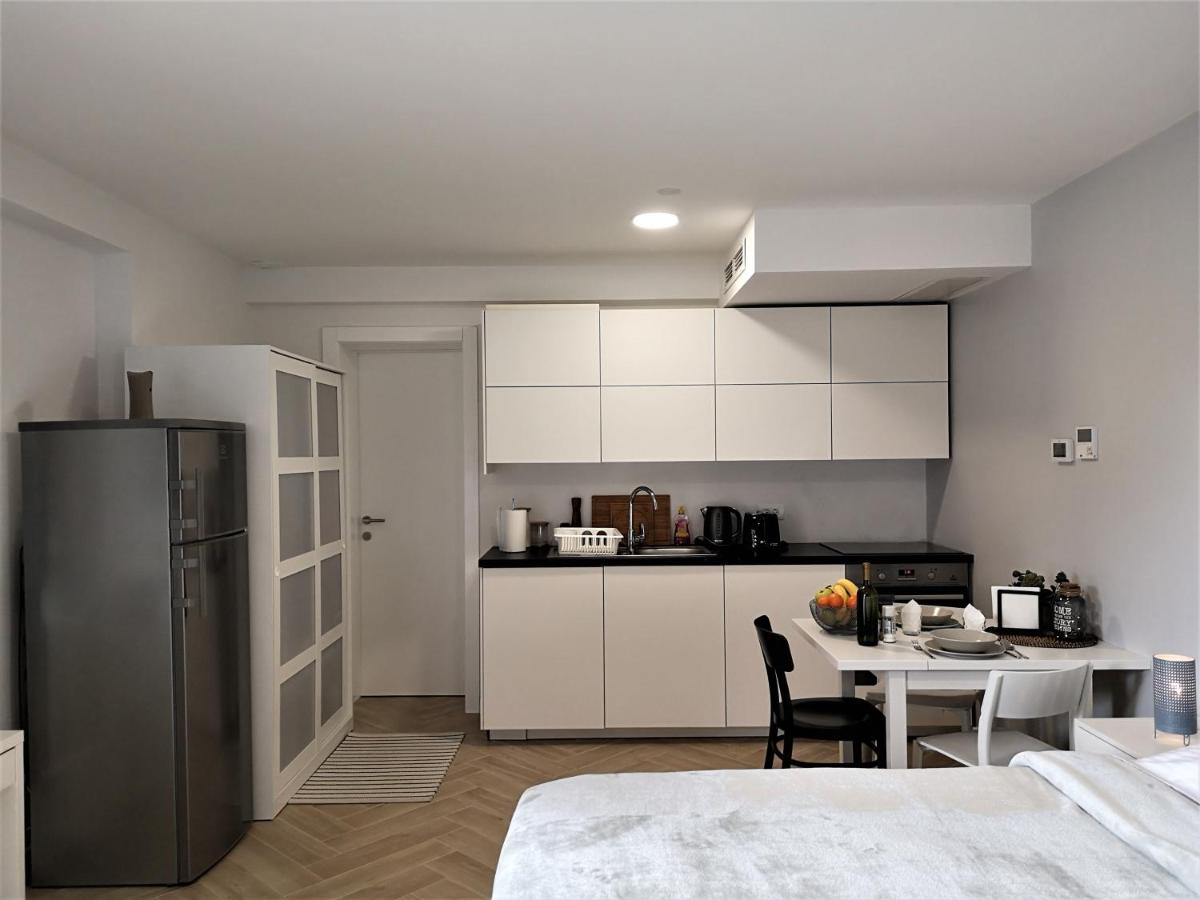 Rooms at Zajčeva 34 - Housity