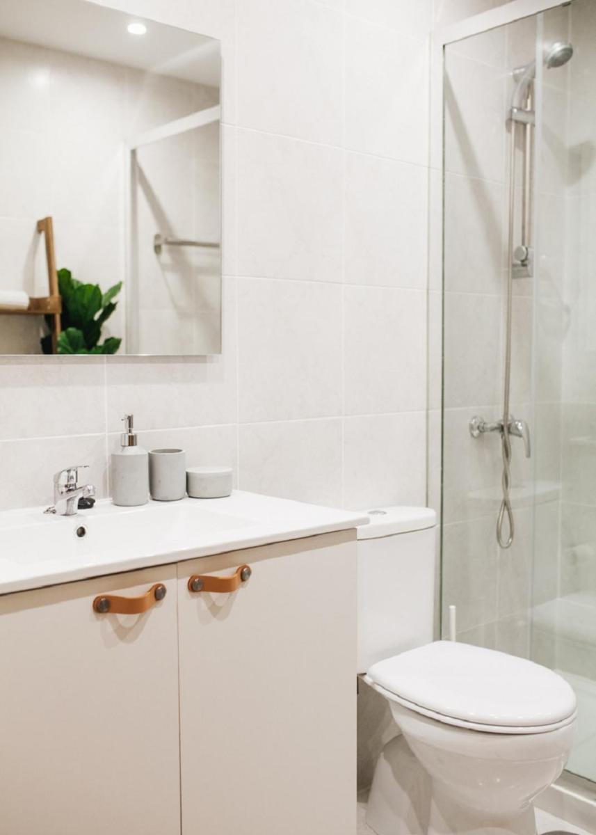 Cozy Panoramic Apartment near Metro Station - Housity