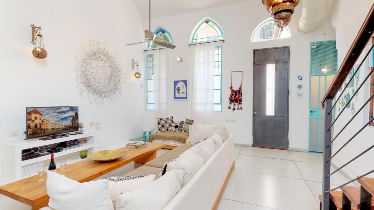 Bohemian Villa Rooftop in Neve Tzedek by HolyGuest - Housity