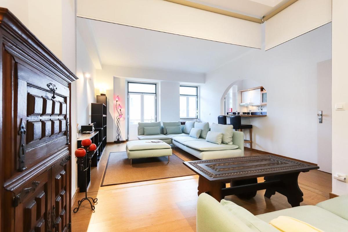 Rato Elegant by Homing - Housity