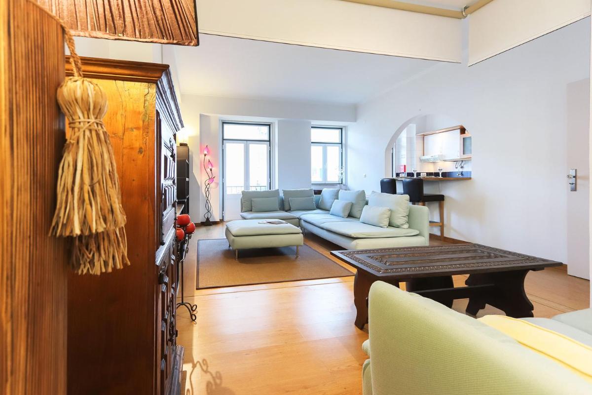 Rato Elegant by Homing - Housity