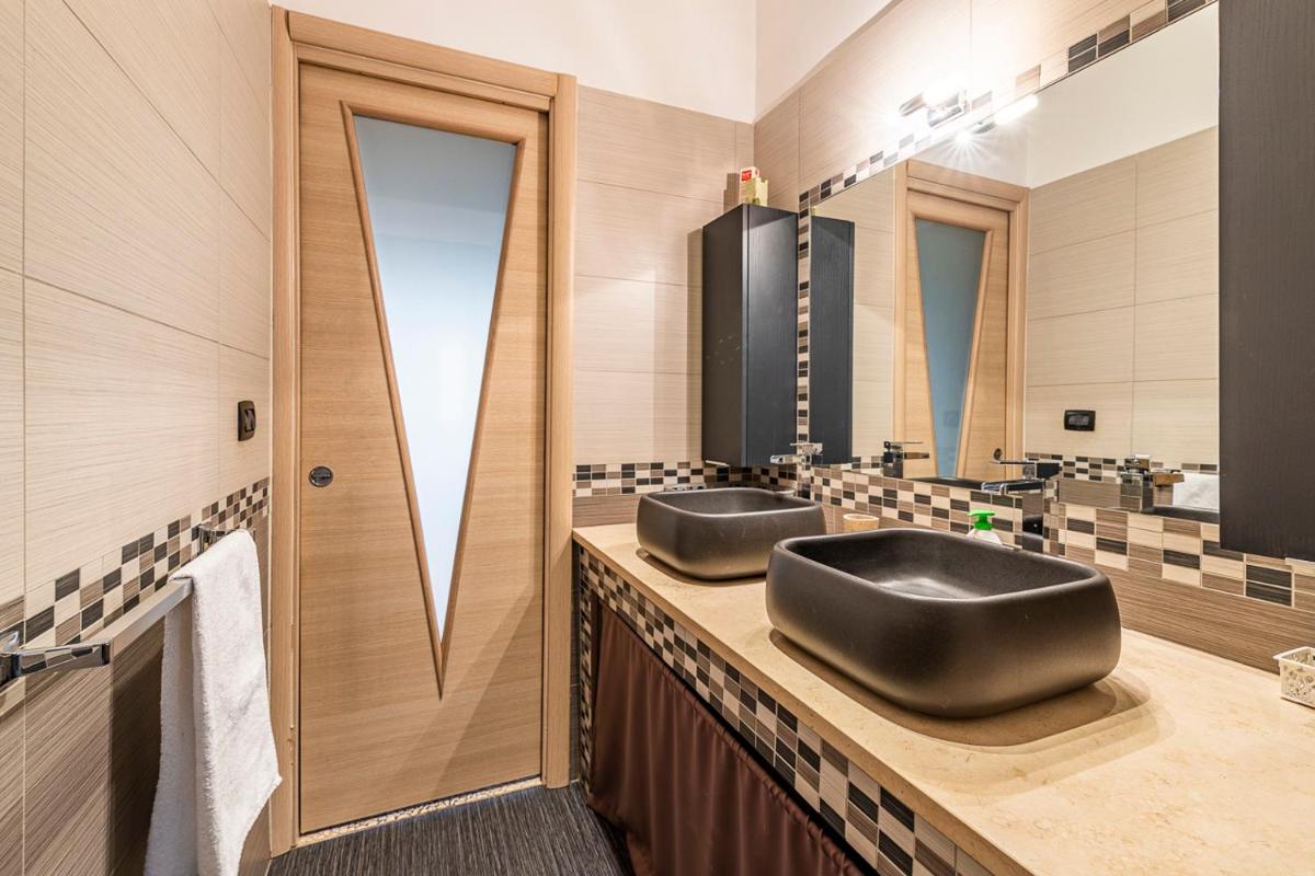 Coppino House - Housity